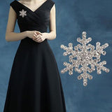 Women Fashion Charm Xmas Gift Cute Snowflake Diamante Rhinestone Brooch Pin