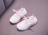 Girl's netted sports shoes
