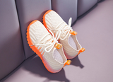 Girl's netted sports shoes