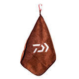 Daiwa Booms Microfiber Bait Towel With Carabiner Clip Thickening Non-stick Absorbent Towel For Hiking Fishing Outdoors Sports
