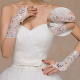 1 Pair 2 Styles White/Red/Beige Bridal Gloves Elegant Short Paragraph Rhinestone White Lace Glove Beautiful Wedding Accessories