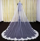 3 Meter Cathedral Wedding Veils Long Lace Edge Bridal Veil with Comb Wedding Accessories Bride Mantilla Wedding Veil